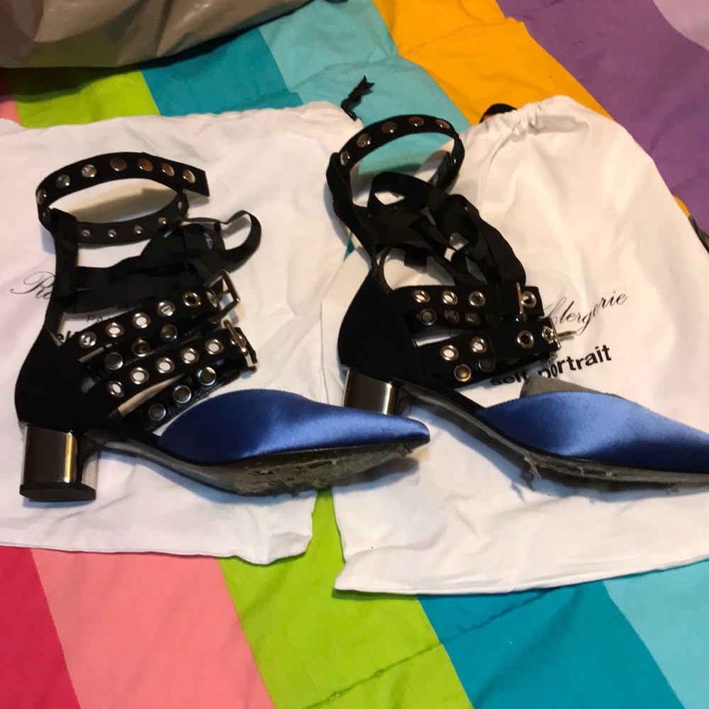 Blue Satin Self Pory - Picture 8 of 9